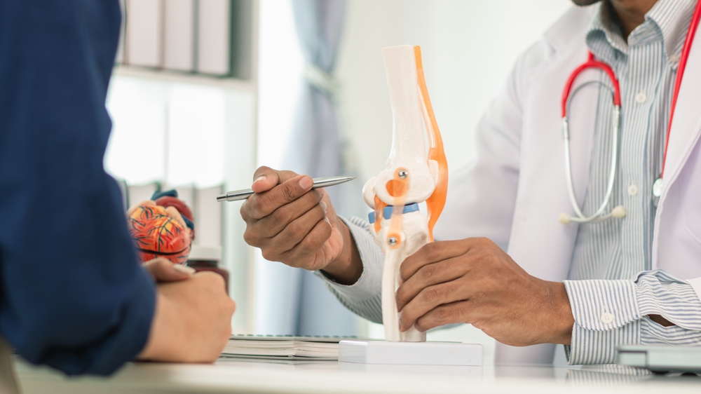 Pain assessment consultation at Physio Aalaya